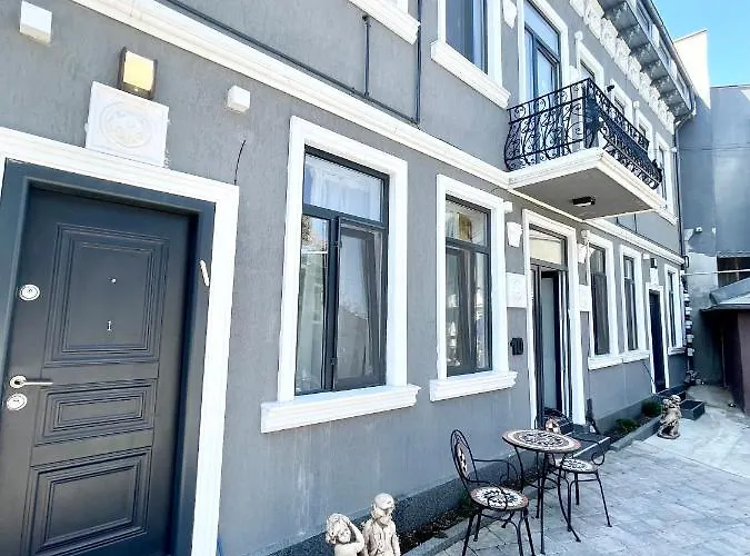 Appartement 10 Boekarest